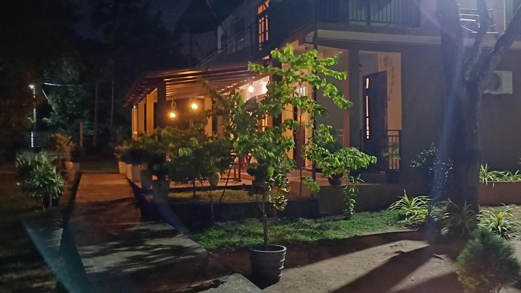 Forest Edge Villa Anuradhapura Zewnętrze zdjęcie